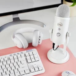Blue Yeti USB Mic, Off White