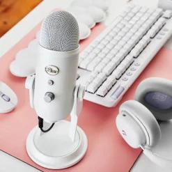 Blue Yeti USB Mic, Off White