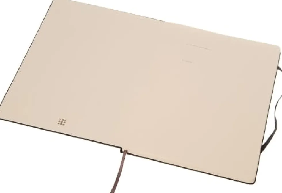 Classic Hard Linjerad XL Svart