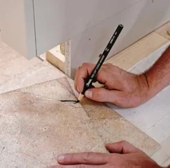 Märkpenna vax SHARPIE China svart