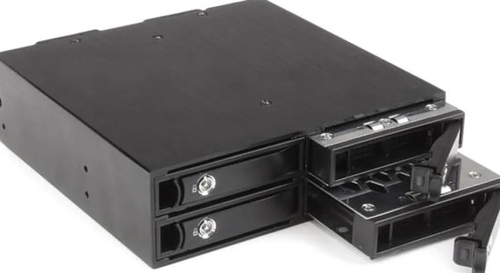 StarTech.com Flyttbart bakpanelställ med 4 fack för 2,5"