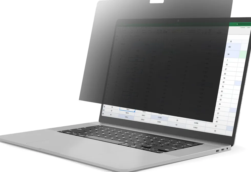 StarTech.com 16-inch MacBook Pro 21/23 Laptop Privacy Screen,