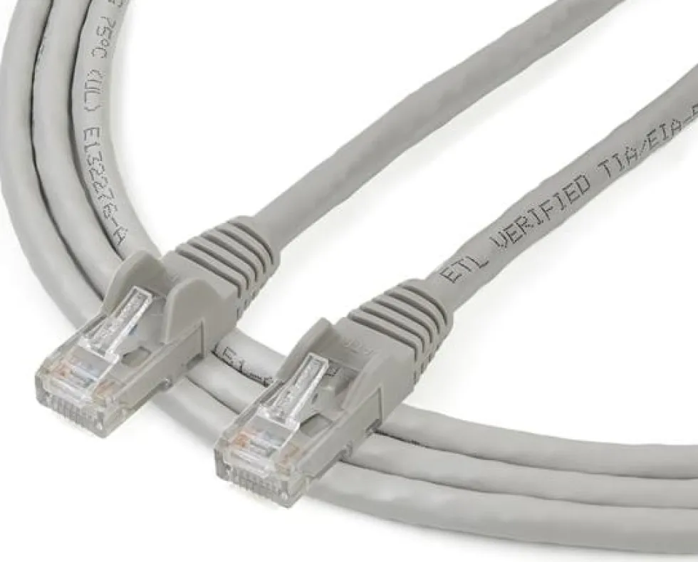 StarTech.com 2m CAT6 Ethernet Cable, 10 Gigabit Snagless RJ45