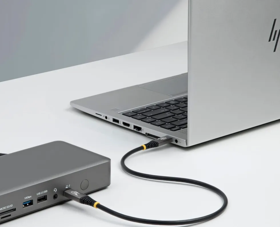 StarTech.com - USB-kabel - USB-C (hane) till USB-C (hane) - USB4