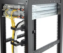 StarTech.com 2.4 x 3.9in Vertical Cable Management D Ring - 1.5U